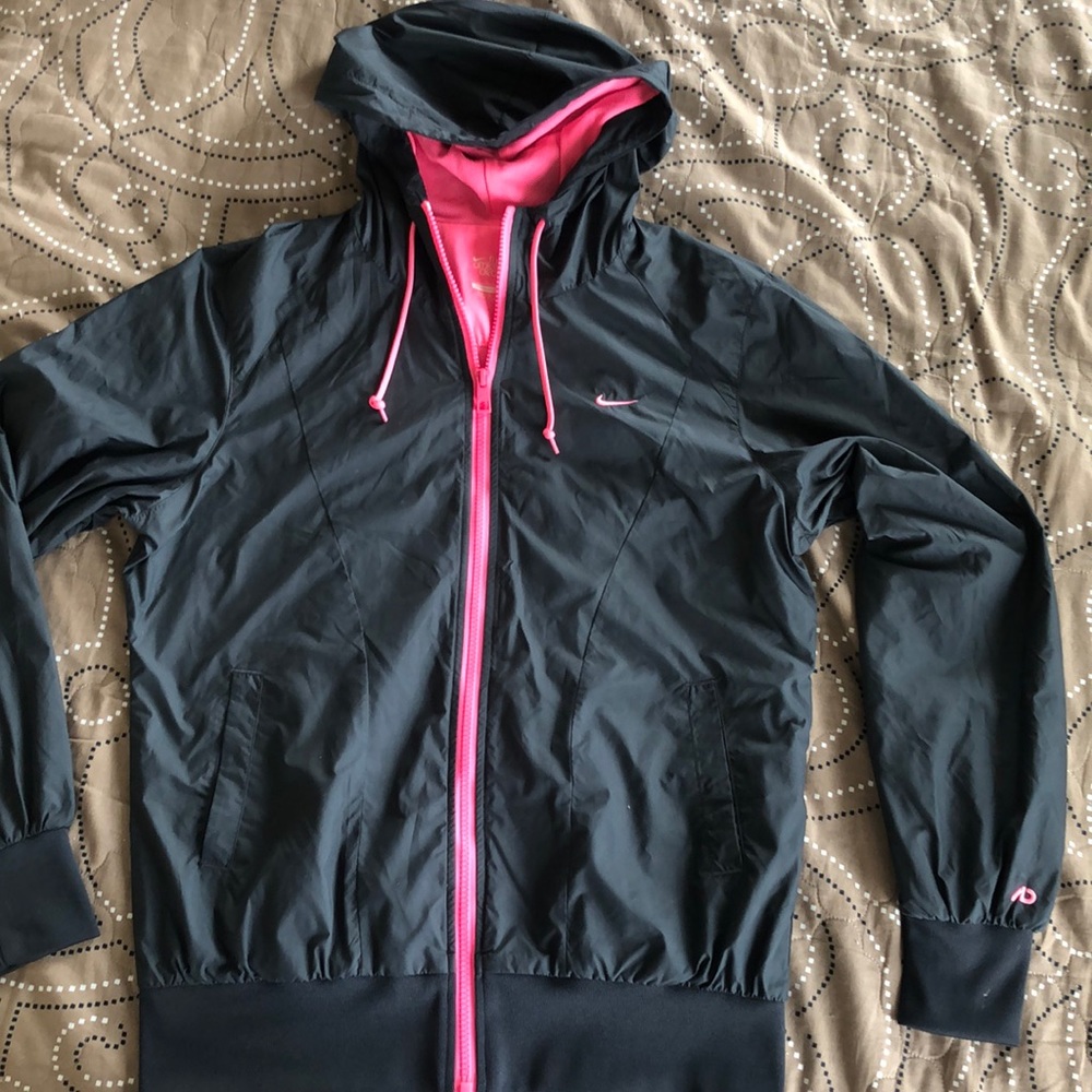 Nike Grey/Hot Pink Shell